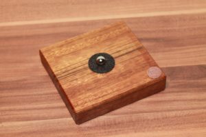 Pfeifenständer dunkel Holz für 2 Pfeifen - Pfeifen Shop Online